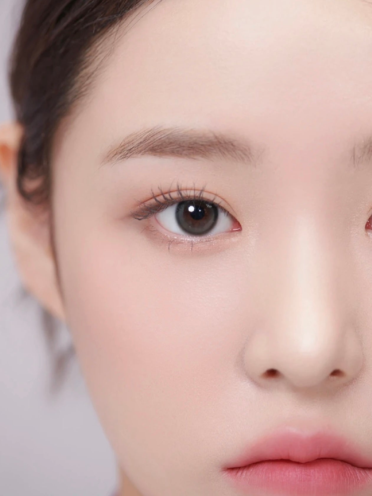 Uria I-dol Eyeis Essential Gray 汽泡灰