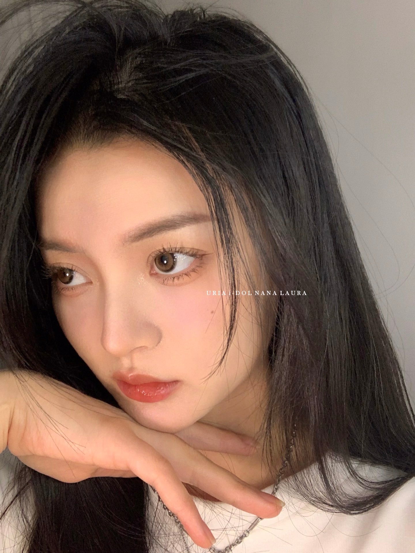 Uria & I-dol NANA Laura Brown 勞拉棕